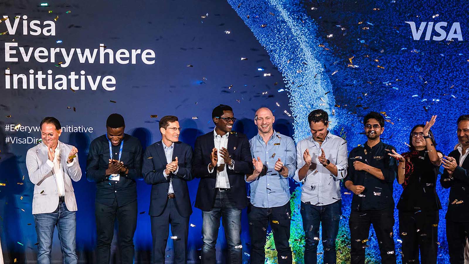 Grupo de pessoas durante a premiação do Visa Everywhere Initiative