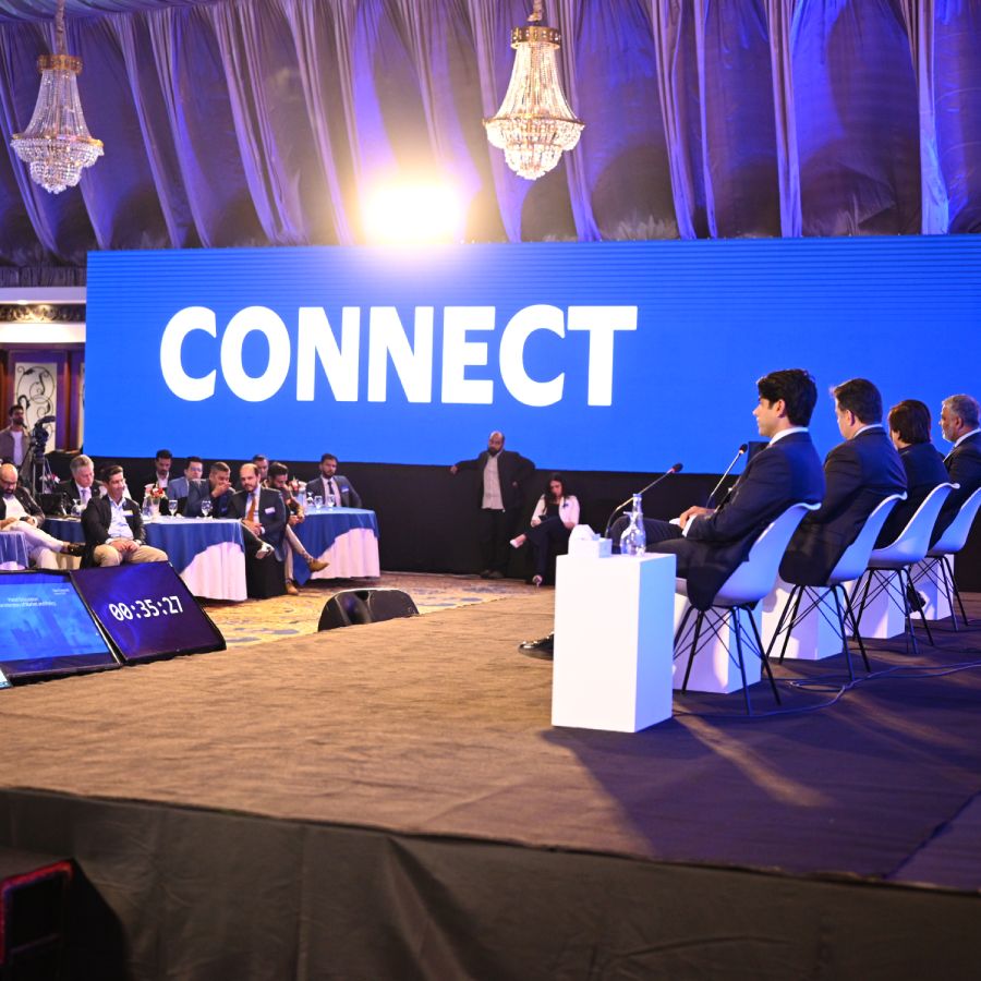 Speakers and audience at Visa Connect Karachi 